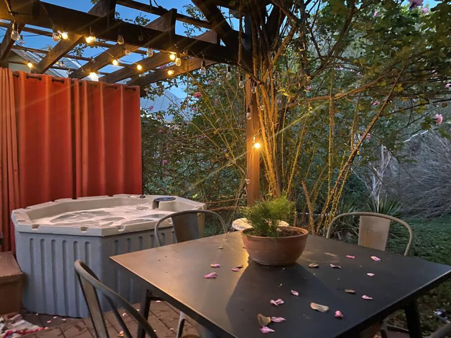 Cottage With Hot Tub And Pool Bandera, Tx. Esterno foto