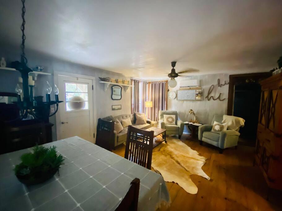Cottage With Hot Tub And Pool Bandera, Tx. Esterno foto